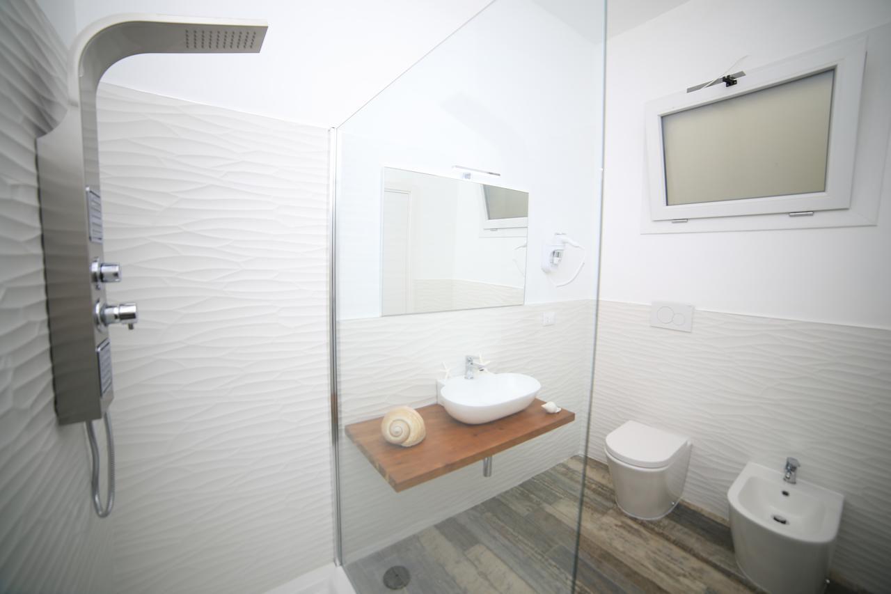 White Aurora Rooms Porto Cesareo Exterior foto