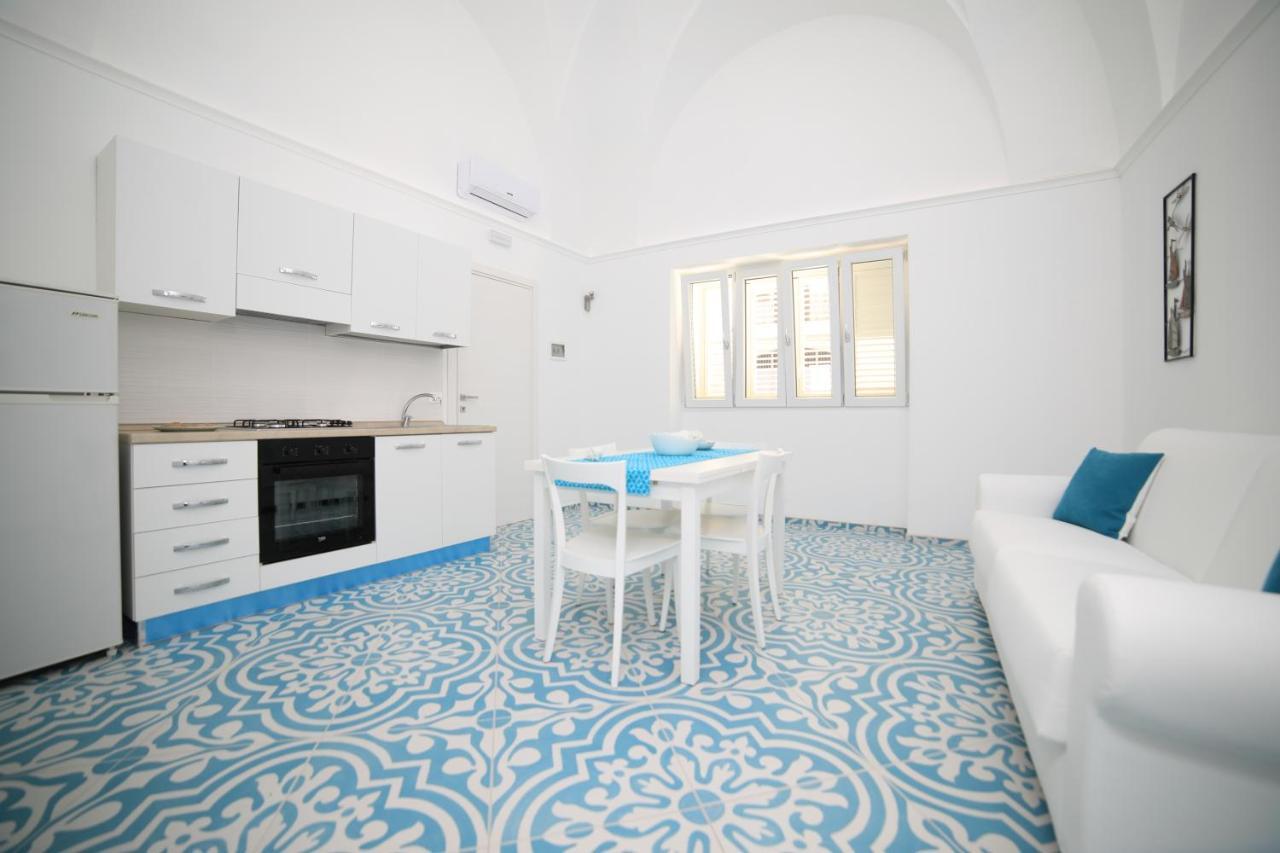 White Aurora Rooms Porto Cesareo Exterior foto